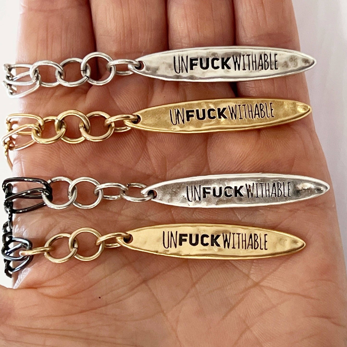 CHOOSE YOUR MESSAGE | VERTICAL BAR | Klink: Gunmetal / Silver / UNAPOLOGETIC