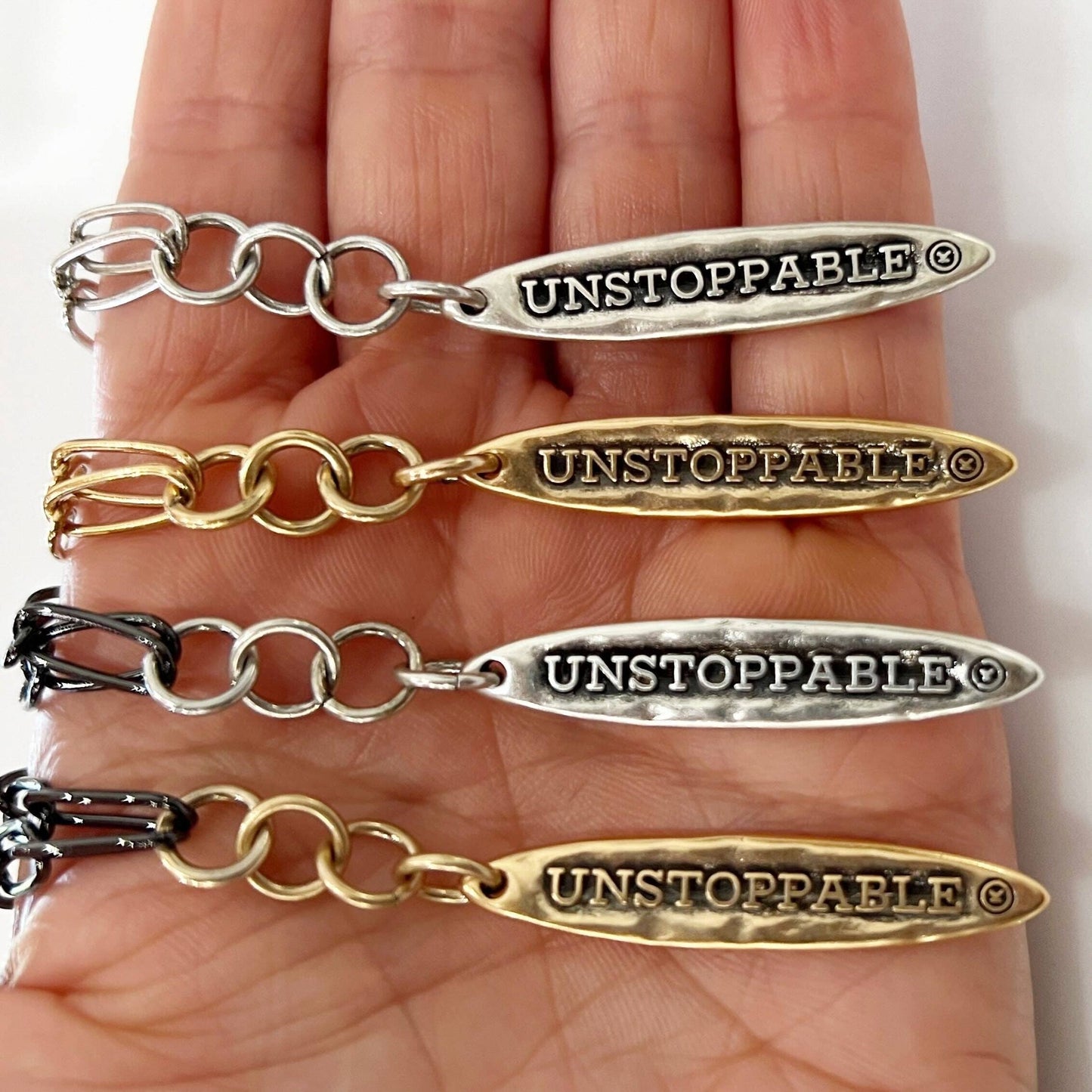 CHOOSE YOUR MESSAGE | VERTICAL BAR | Klink: Gunmetal / Silver / UNAPOLOGETIC