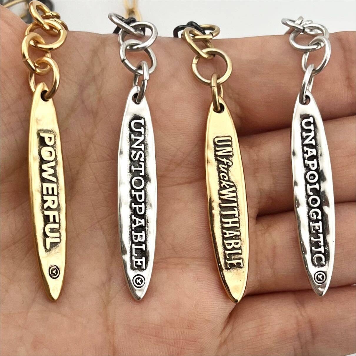 CHOOSE YOUR MESSAGE | VERTICAL BAR | Klink: Gunmetal / Silver / UNAPOLOGETIC