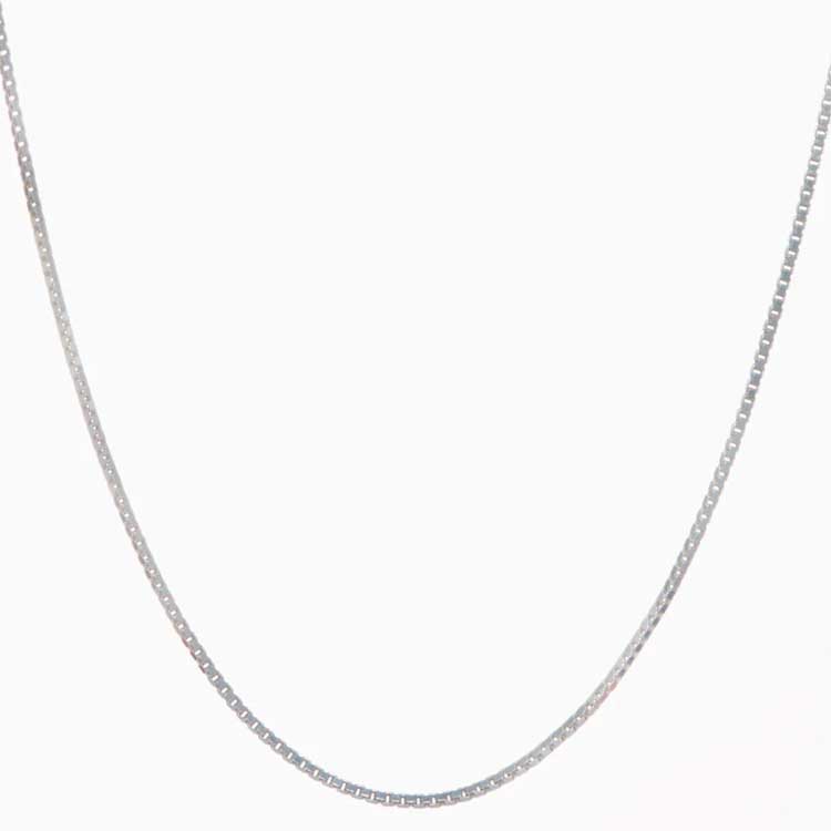 Box Chain with Removable Extender