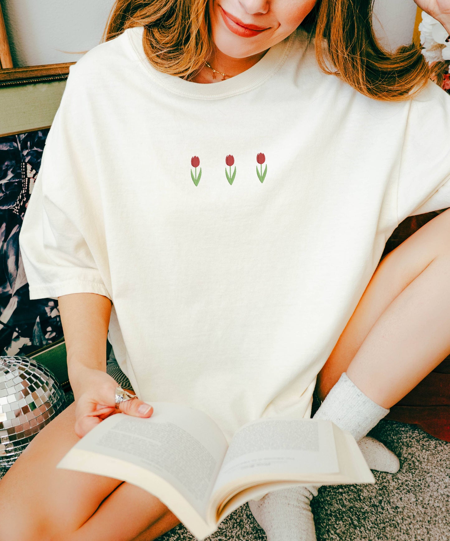 Embroidered Tulip Spring Shirt Women Comfort Colors : Bay / Small