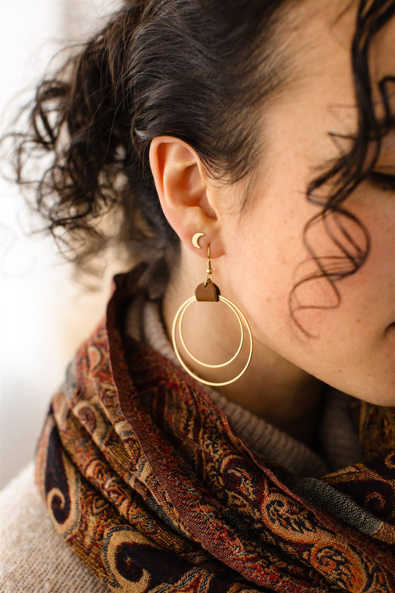 Distressed Brown Leather & Brass Circles Earrings: Brass