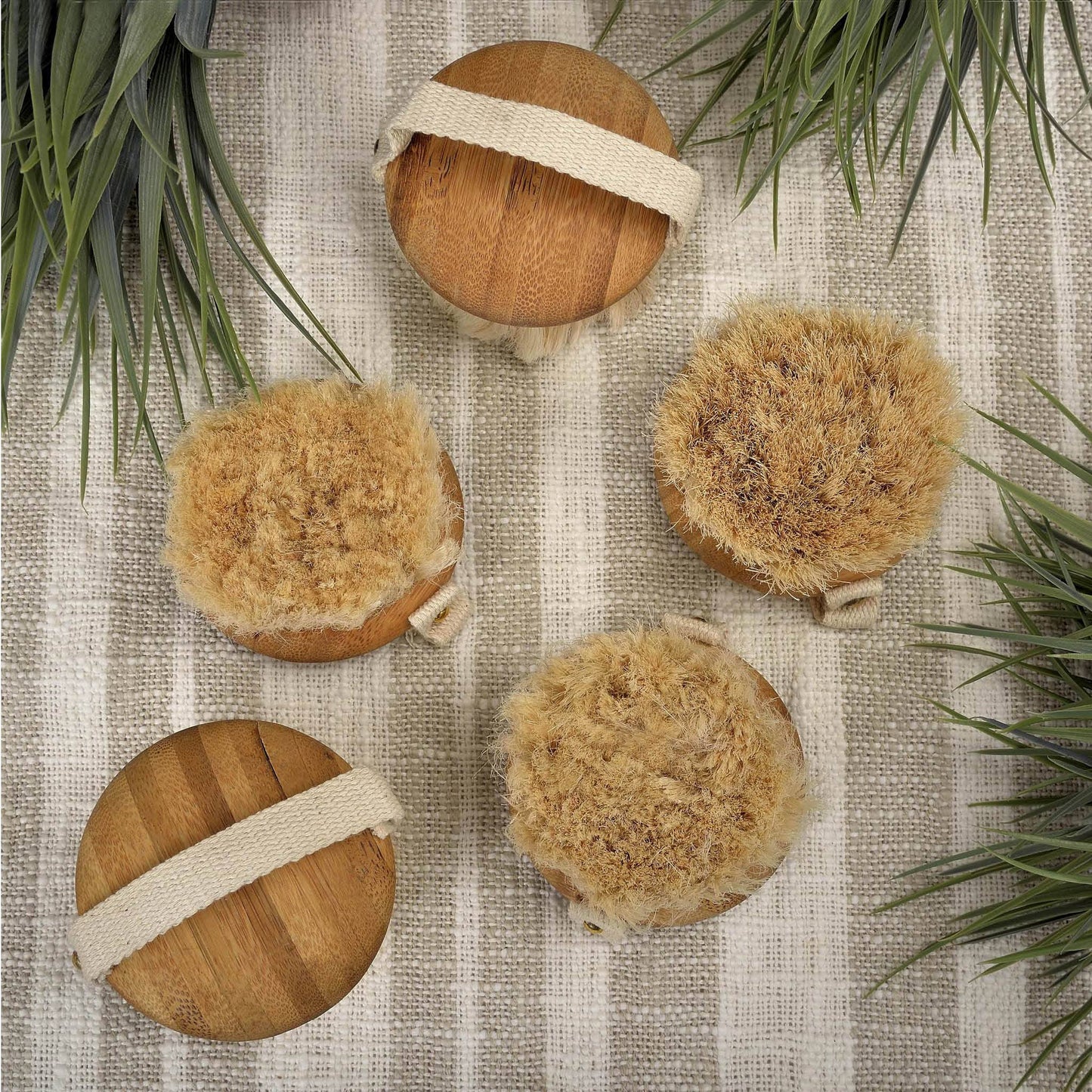 Sisal Round Body Brush with Bamboo Top